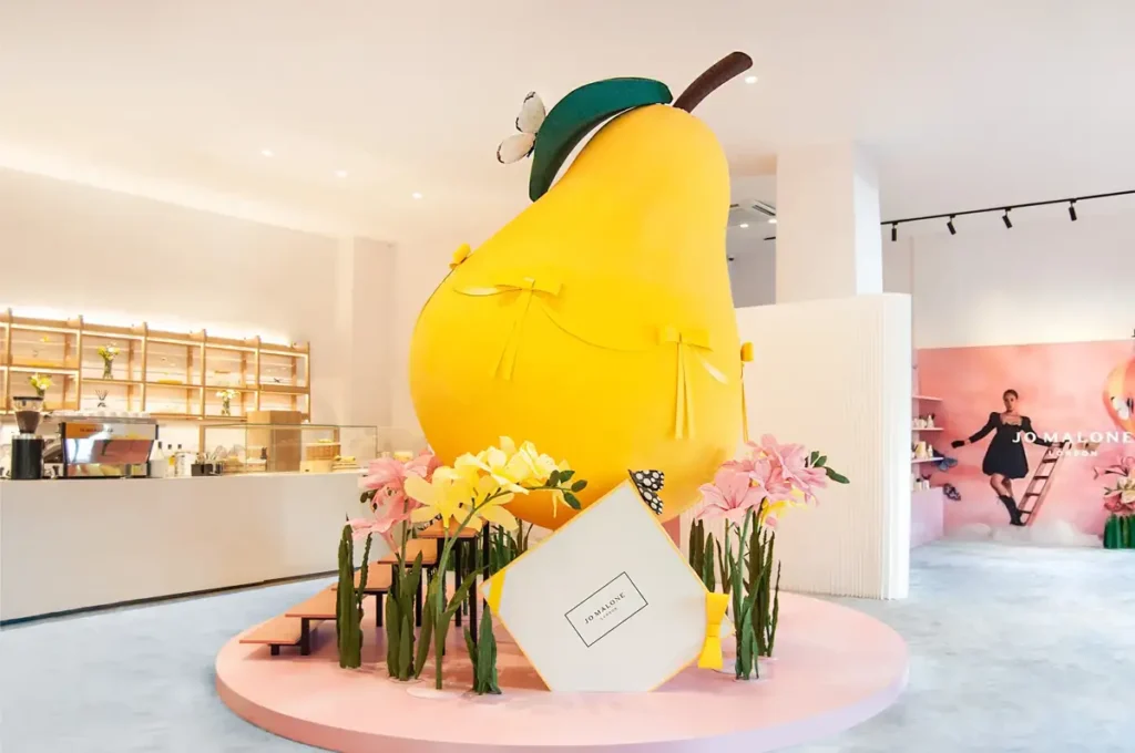 Parfum Thailand Terbaik untuk Aroma Segar 1 Enchanted World of English Pear Freesia Pop Up Banner