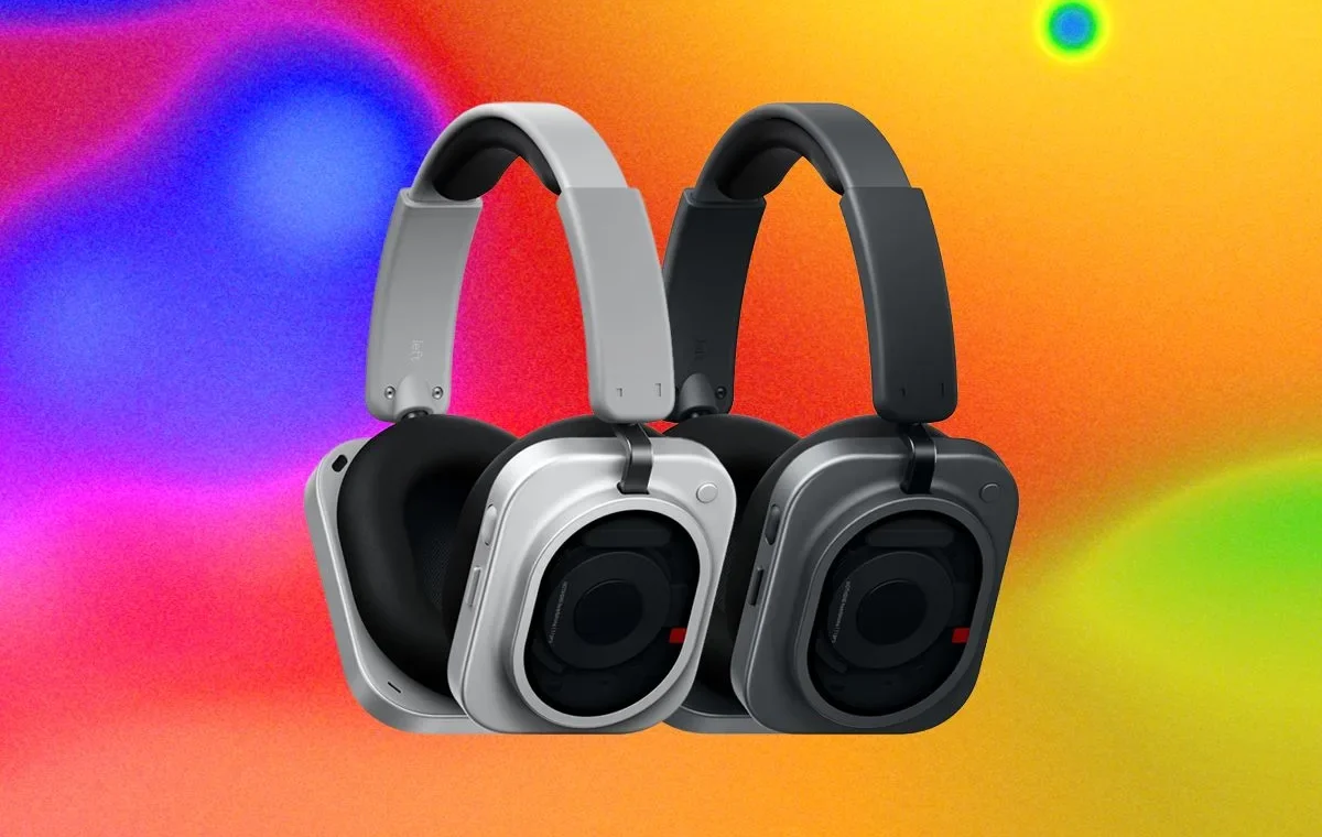 Nothing Headphone 1 Pro dengan desain transparan dan bantalan earpad premium